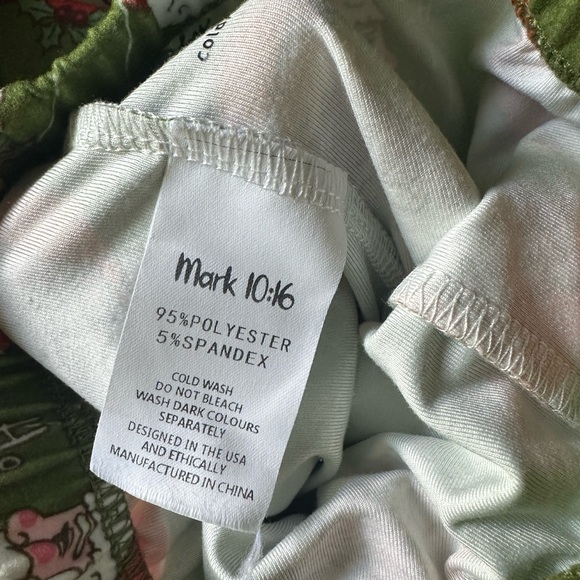 Made By Molly Santa Pajamas - Picture 6 of 6